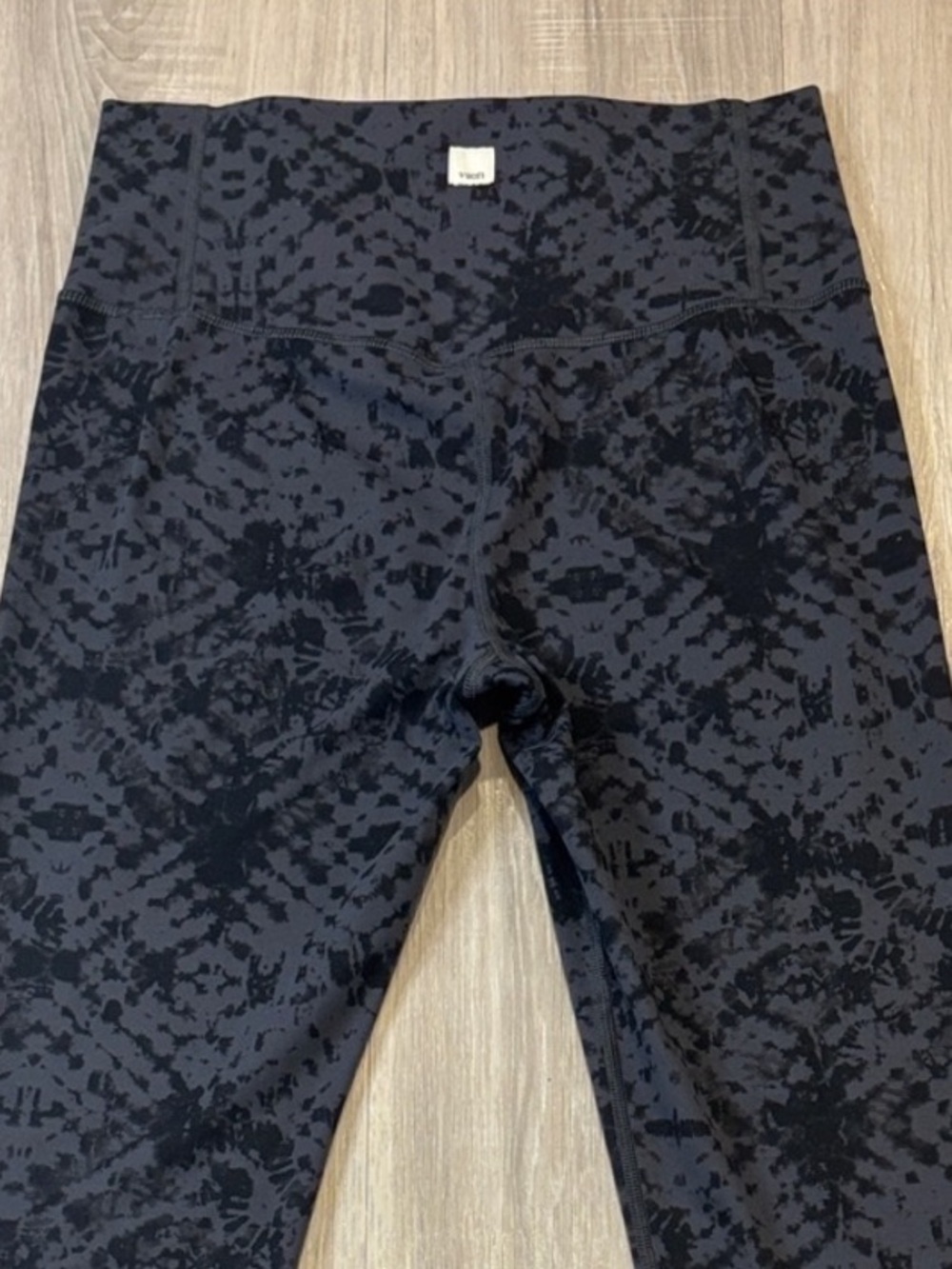 Vuori Studio Printed Legging, Charcoal Shibori - Picture 8 of 16